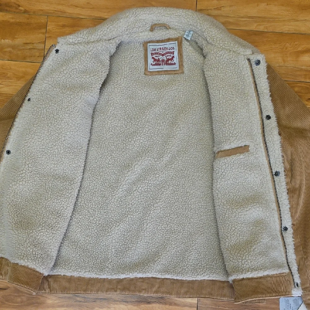 Levi's Sherpa Lined Corduroy Utility Trucker Jacket Tan Size Medium Mens NEW